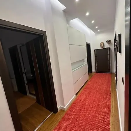 Premium Tirana, Just A Short Walk From Center Apartment Tirana